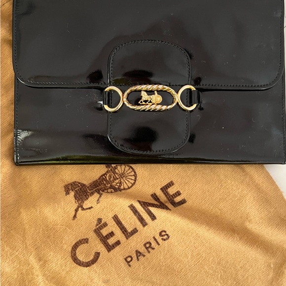 Vintage Celine Paris patent leather clutch. - Picture 2 of 10